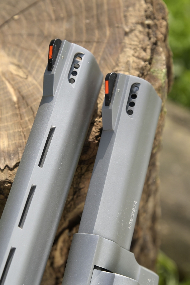 Both models come with an eight-holes porting on the barrel