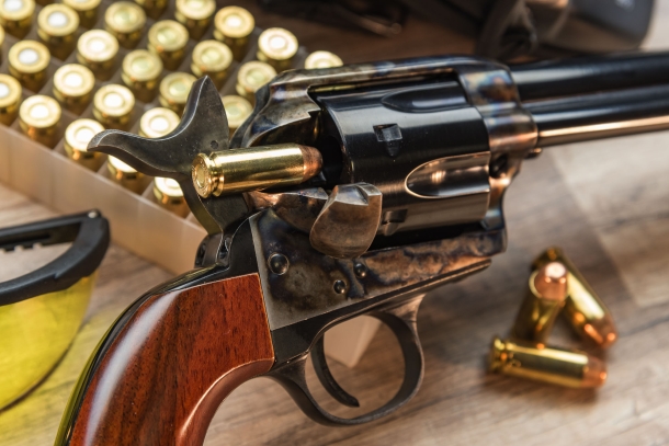 Uberti 1873 SA Cattleman “URSUS” 10mm Auto Uberti 1873 SA Cattleman “URSUS” 10mm Auto