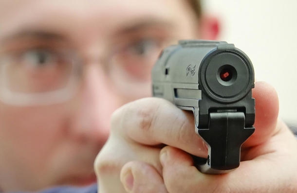 The business end of a loaded Walther PDP: notice the nozzle of the pepper spray catridge