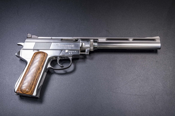 Wildey Survivor pistol: the first, the great, the original Wildey Survivor: la prima, la grande, l’originale