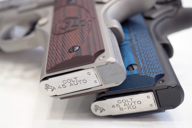 Colt Defender e Colt Competition a confronto: le impugnature con le sedi del caricatore