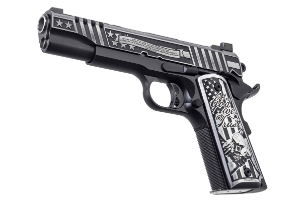 Auto-Ordnance United We Stand 1911 pistol: a new custom edition from the Kahr Firearms Group! Auto-Ordnance United We Stand 1911 pistol: a new custom edition from the Kahr Firearms Group!