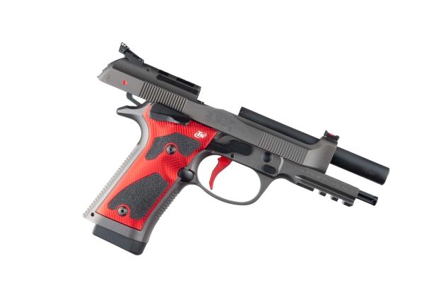 Beretta 92X Performance Dark Series: the new practical shooting pistol made in Italy Beretta 92X Performance Dark Series: the new practical shooting pistol made in Italy