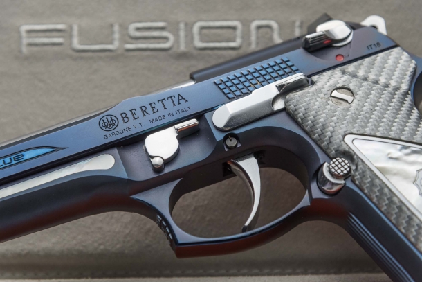 Beretta 92/98FS Fusion Blue: eleganza azzurra, in serie limitata