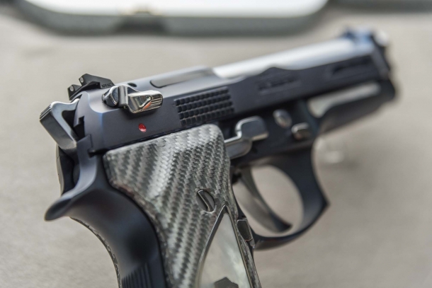 Beretta 92/98FS Fusion Blue: eleganza azzurra, in serie limitata