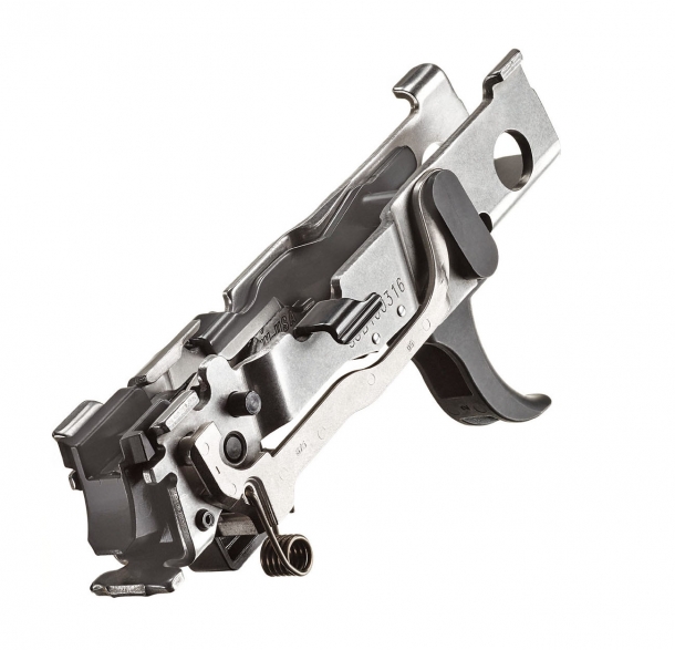 Bignami: arriva la SIG Sauer P320 Il blocco del pacchetto di scatto della SIG Sauer P320