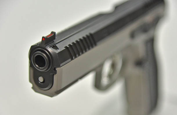 Un dettaglio della volata della CZ Shadow 2