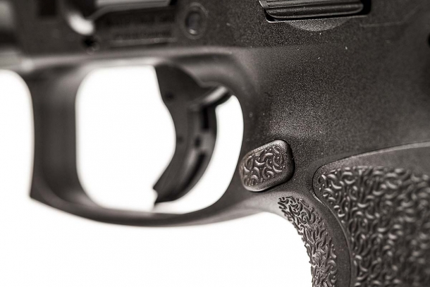 Heckler & Koch announces the VP9-B pistol The VP9-B replaces the ambidextrous paddle magazine release with a classic, albeit reversible, push-button magazine release