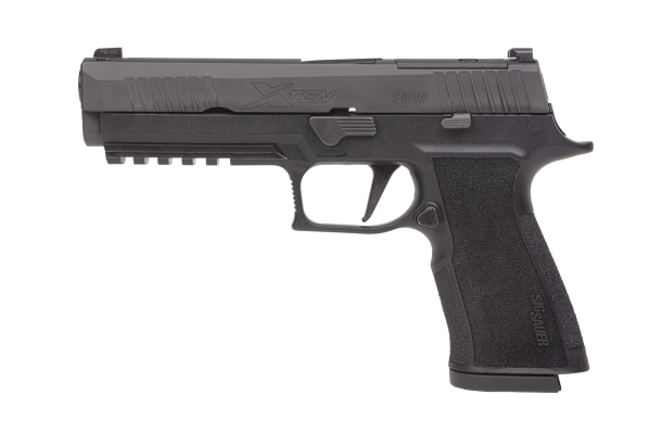 SIG Sauer's new P320-XTEN semi-automatic pistol in 10mm Auto SIG Sauer P320-XTEN 10mm Auto semi-automatic pistol – left side