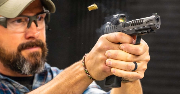 New SIG Sauer P365-FUSE semi-automatic pistol New SIG Sauer P365-FUSE semi-automatic pistol