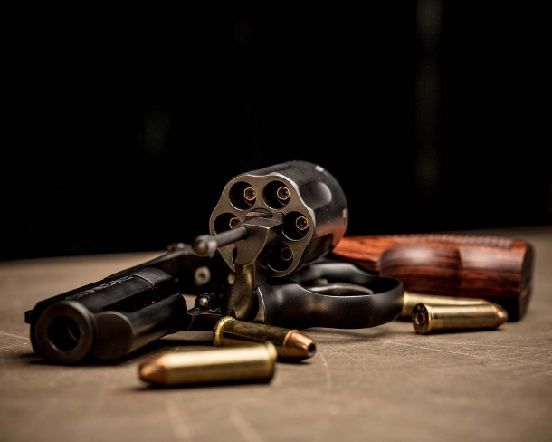 Smith & Wesson Model 19 Performance Center Carry Comp: il revolver affinato per la difesa personale! Smith & Wesson Model 19 Performance Center Carry Comp: il revolver affinato per la difesa personale!