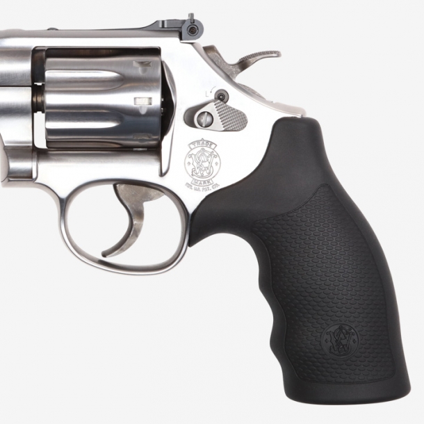Smith & Wesson Model 648 .22 WMR revolver is back Smith & Wesson Model 648 .22 WMR revolver is back