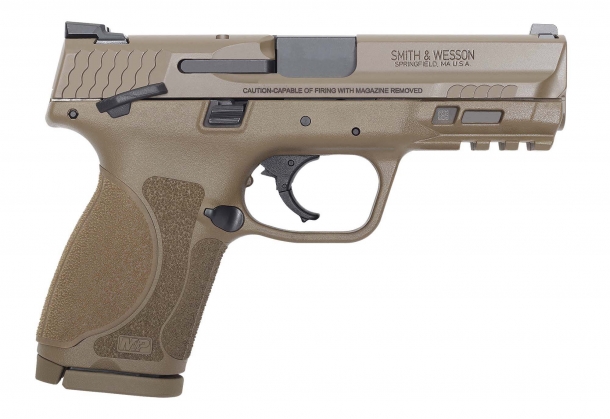 New Smith & Wesson M&P M2.0 Compact pistol "Flat Dark Earth" Smith & Wesson M&P M2.0 Compact Flat Dark Earth pistol with thumb safety