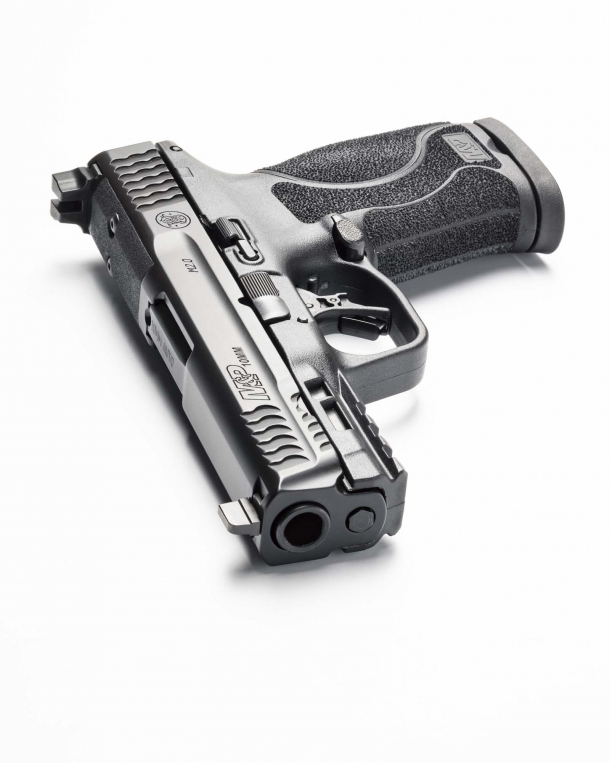 Smith & Wesson introduces the M&P M2.0 10mm Auto pistol series Smith & Wesson introduces the M&P M2.0 10mm Auto pistol series
