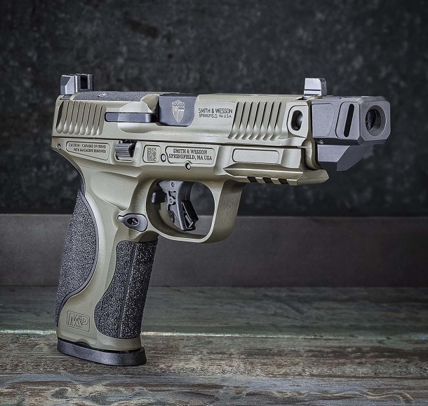 Smith & Wesson Performance Center M&P-9 Metal M2.0 Spec Series Smith & Wesson Performance Center M&P-9 Metal M2.0 Spec Series