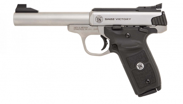 Smith & Wesson launches the SW22 Victory Target model pistol The new Smith & Wesson SW22 Victory Target Model pistol seen from the left side