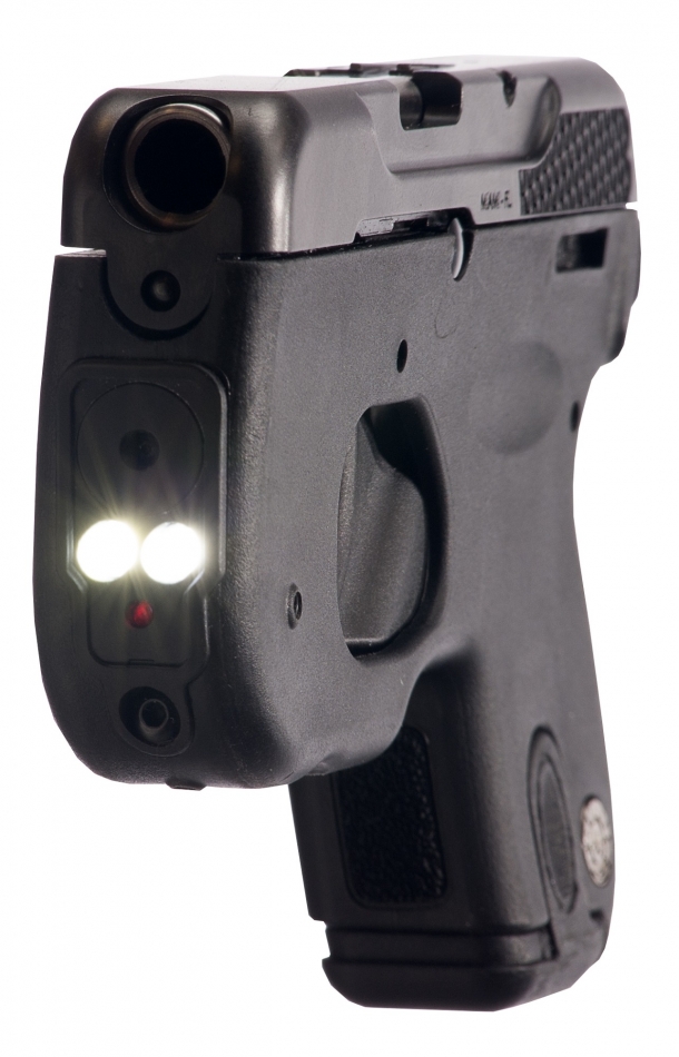 Taurus Curve: la brasiliana da difesa che non ti aspetti! Tra le caratteristiche della Taurus Curve c'è il puntatore integrato: due Led e un laser a luce rossa inseriti nel Dust Cover
