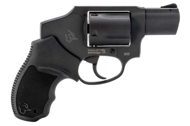 Taurus 850, il nuovo revolver da porto occulto Revolver Taurus 850 calibro .38 Special, versione nera con canna da 2" – lato destro