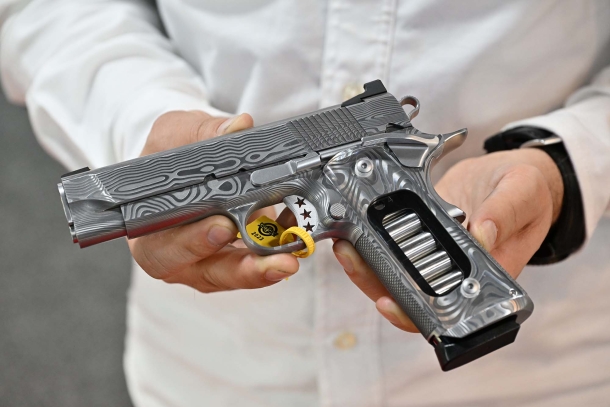 Cabot Guns Ultimate Carry, left side