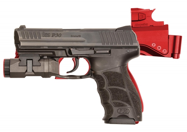 B&T USW a confronto con: H&K P30