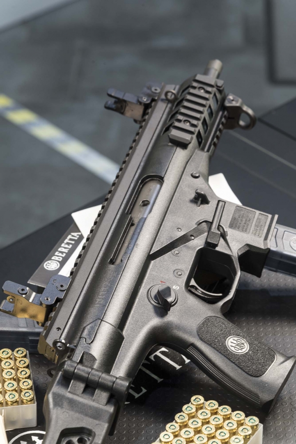 Video: Beretta PMXs, pistola semiautomatica 