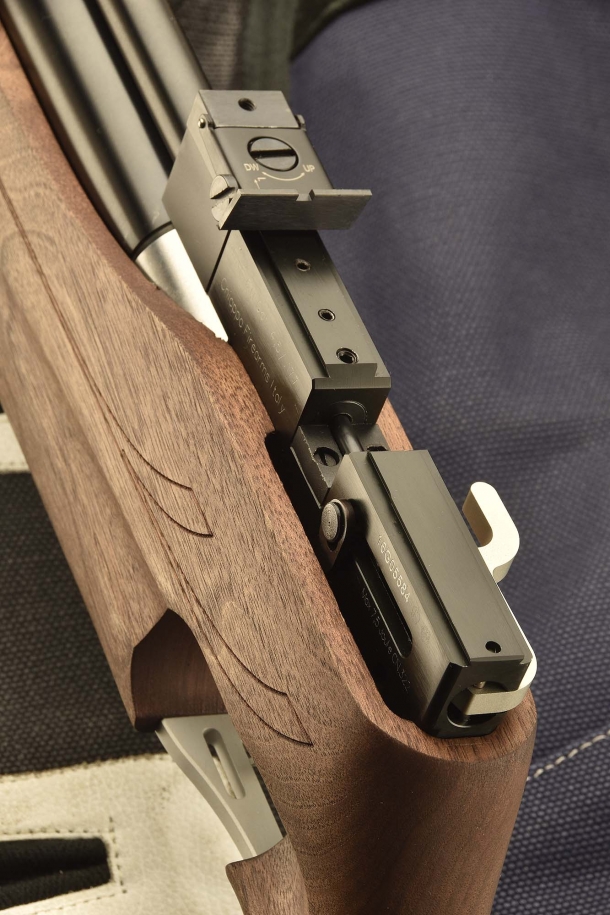 Above the action frame, the rifle is equipped with rails that allow the mounting of optional sight or optics