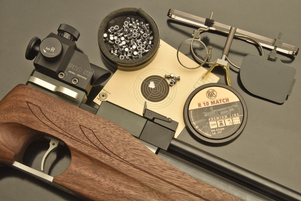 VIDEO: Chiappa Firearms - Carabina FAS AR 611
