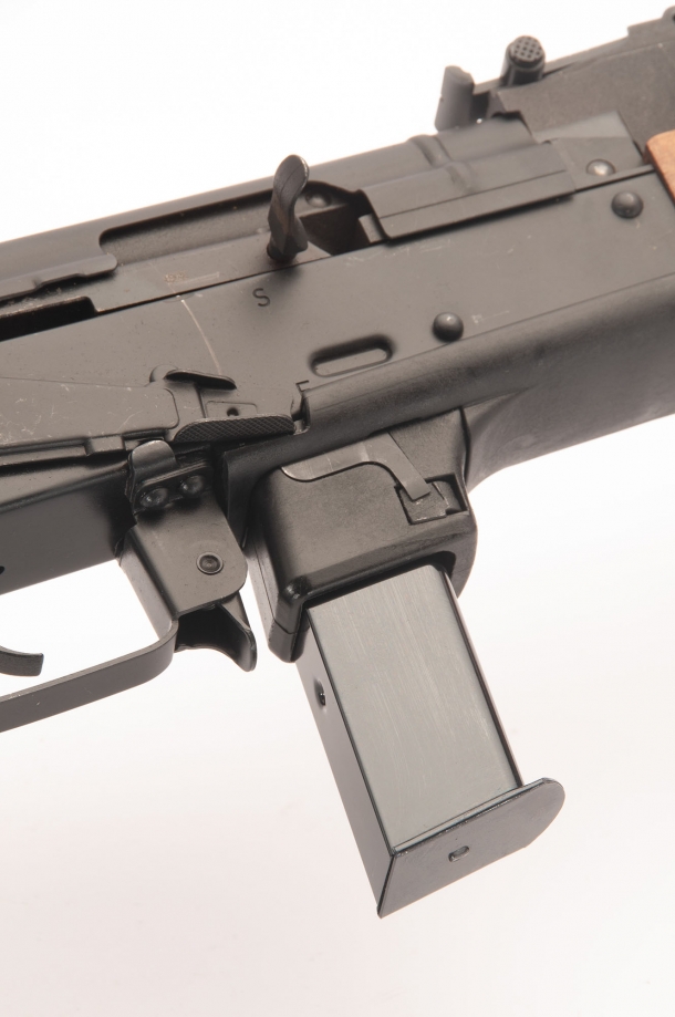 Chiappa RAK-9: the Italian AK pistol-caliber carbine Chiappa RAK-9: the Italian AK pistol-caliber carbine