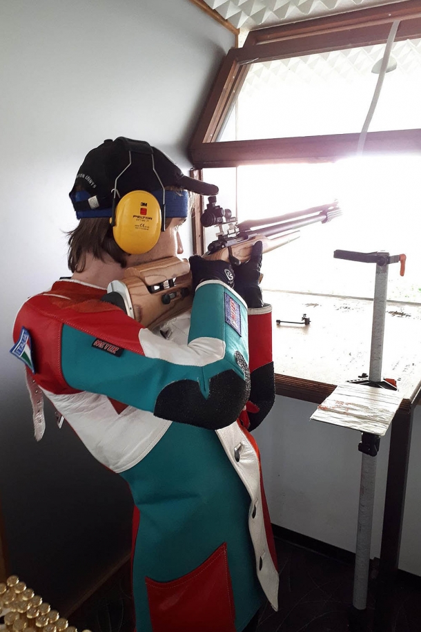 Fucile Standard Sabatti Riccardo Ranzani durante le prime prove del fucile, pochi giorni fa
