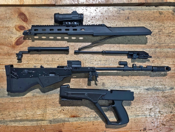 IPI Malyuk bull-pup assault rifle: Kyiv's defender The Malyuk bull-pup assault rifle, field-stripped: the AK lineage is fully evident