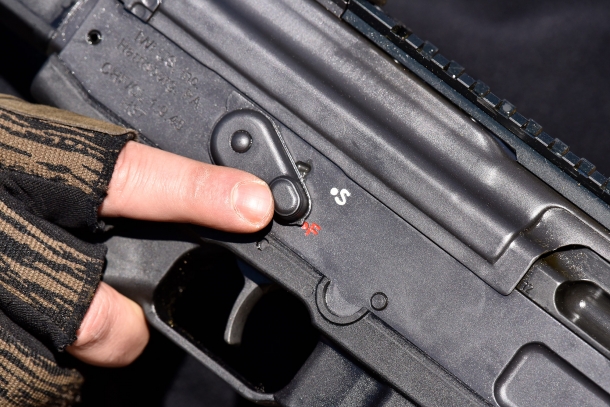 IWI Galil ACE, il moderno AK d'Israele Il selettore della sicura