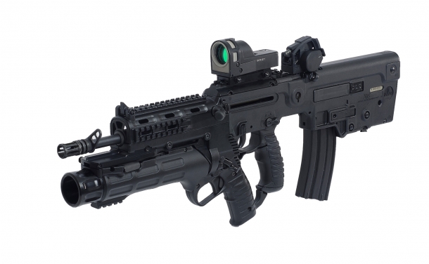 IWI Tavor X95, the "civilized" warrior (the origins) The first variant of the X95 assault rifle, hereby fitted with an IWI GL40 grenade launcher