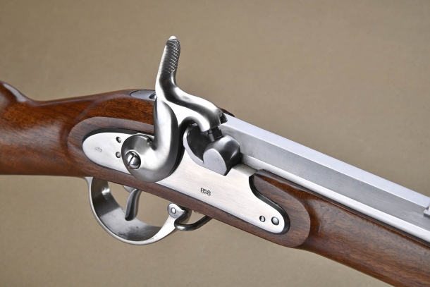 Hammer down: the rifle is at rest, safe to handle