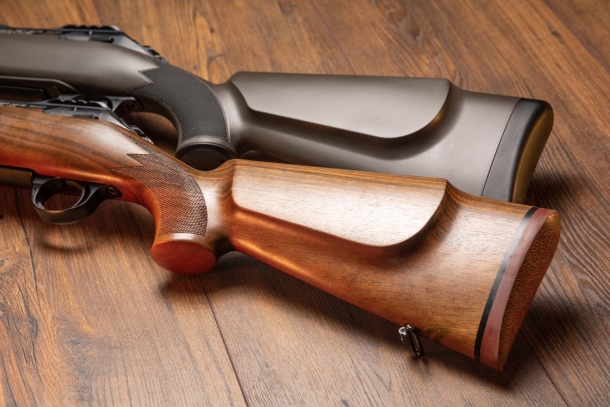 Sabatti Saphire: a surprising hunting carbine The stock has a traditional design with a wide cheek rest.