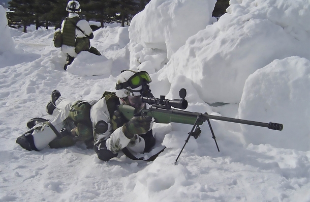 Sako TRG 22 "Finland 100" Jubilee: la serie limitata per il centenario della Finlandia Un Sako TRG 42 in azione