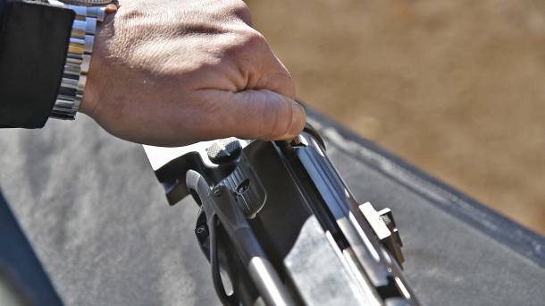 Before proceeding, make sure that the bolt is well forward in a fully locked position