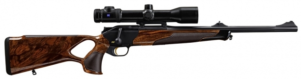 Blaser R8 rifles: introducing the new 2017 lineup The R8 Success Individual comes with treated leather inlays in cocoa color on the forend, grip and comb