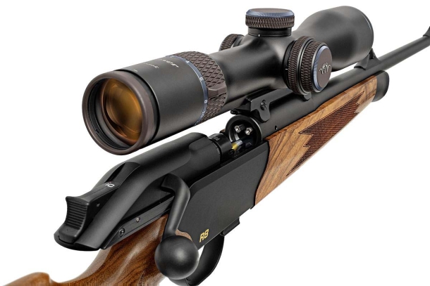 Blaser R8 Rimfire: lo straight-pull a percussione anulare si fa versatile