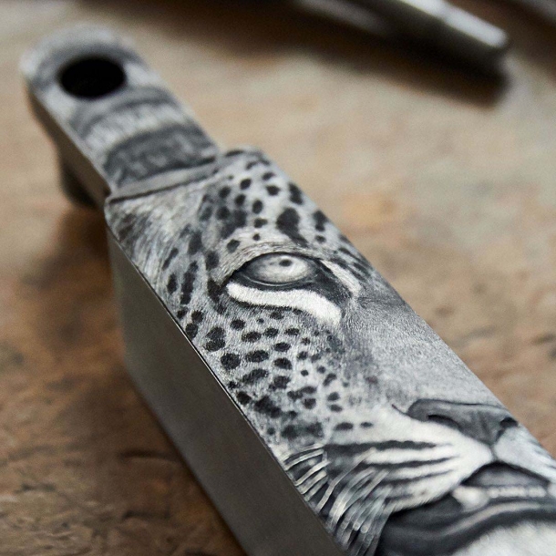 The Leopard by Johann Fanzoj: an astonishing luxury set! The Leopard by Johann Fanzoj: an astonishing luxury set!