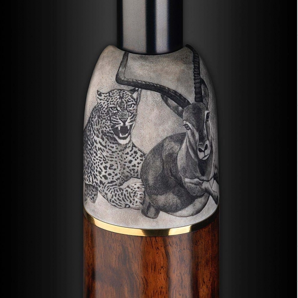 The Leopard by Johann Fanzoj: an astonishing luxury set! The Leopard by Johann Fanzoj: an astonishing luxury set!