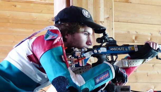 Vittoria e record per Riccardo Ranzani, con una Sabatti Tactical Sport di serie Il tiratore Riccardo Ranzani, durante una gara