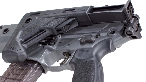 Nuovo fucile SIG MCX VIRTUS Dettaglio del calcio pieghevole