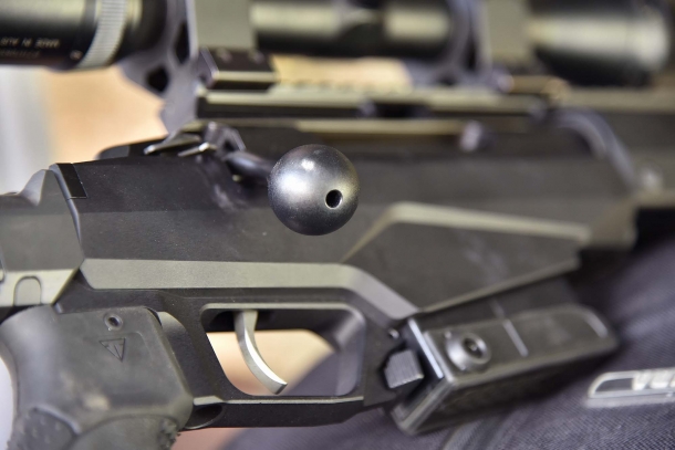 La manetta d'armamento del Tikka T3x TAC A1