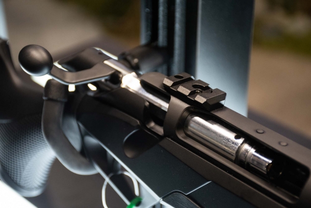 Benelli Lupo: the innovative design bolt-action hunting rifle