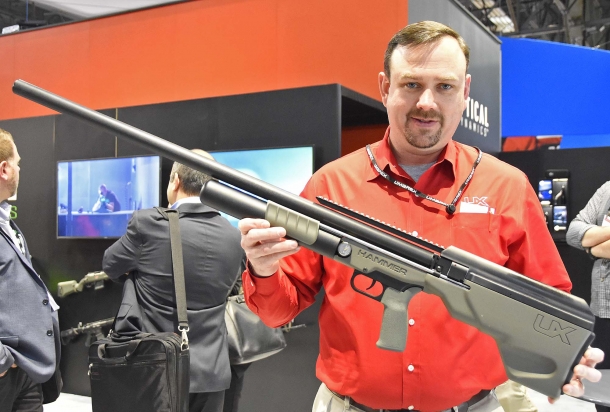 La carabina Umarex Gauntlet calibro 50: un'arma da caccia ad aria compressa, da 949 Newton-Metro