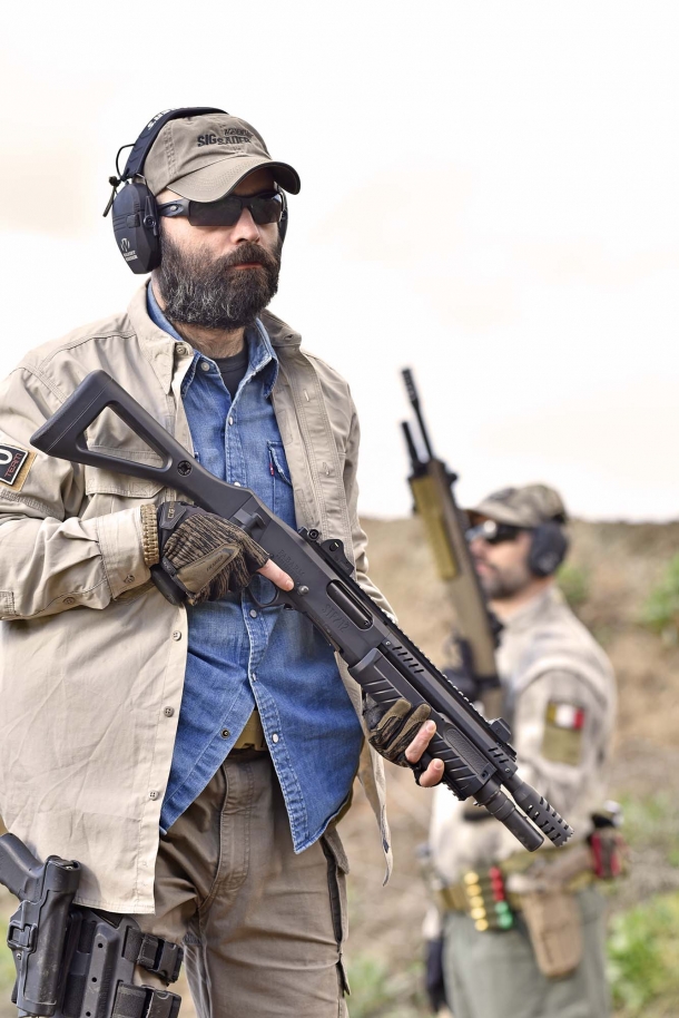Fabarm STF/12: the all-Italian modular Combat Shotgun