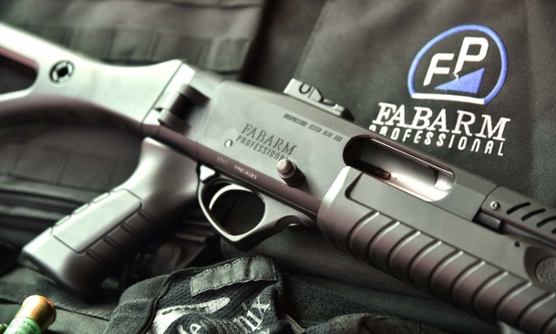 Fabarm STF/12: the all-Italian modular Combat Shotgun