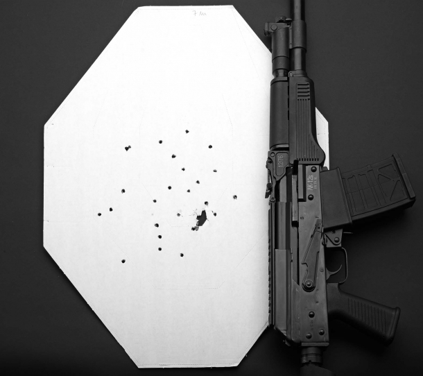 SDM AK-12s Tactical: the Saiga 12 alternative Accuracy test: single shot, pattern spread at a 7-meters distance