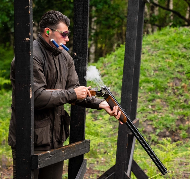 Beretta 694 Black DLC, a new high-end competition shotgun Beretta 694 Black DLC, a new high-end competition shotgun
