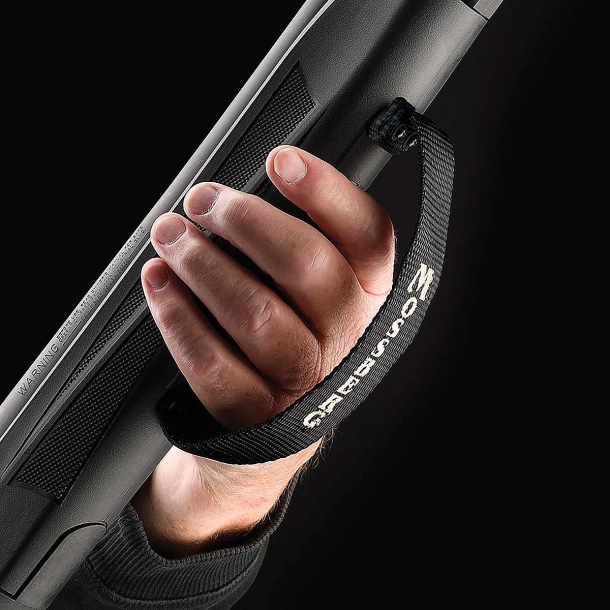 Mossberg 990 AfterShock, short-barreled 12-gauge gun
